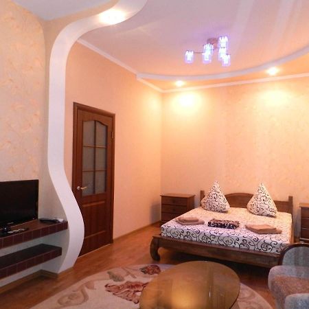Zaporizhia 1-Room Luxury Apartment On Sobornyi Avenue 174-А, By Grandhome. Center מראה חיצוני תמונה